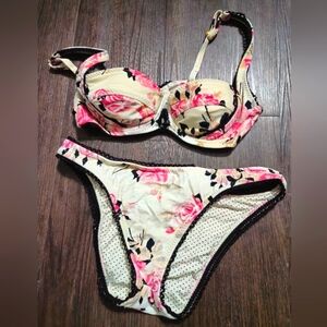Betsey johnson bikini size small popular!
